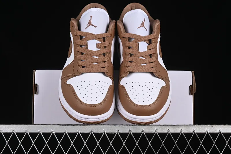 All categories Air Jordan Jordan series basketball shoes Air Jordan 1 Low G version pure original Air Jordan 1 Low AJ1 Joe 1 white brown low-top cultural casual sneakers DC0774-202